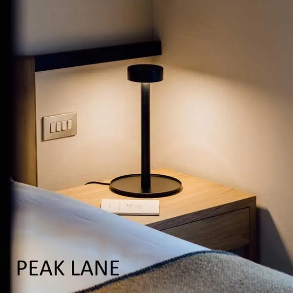 MILAN ILUMINACION PEAK LANE