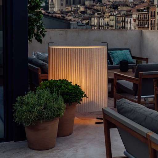 Lampadaire 6718 MLN Amid 106 F, aspect lin, IP55